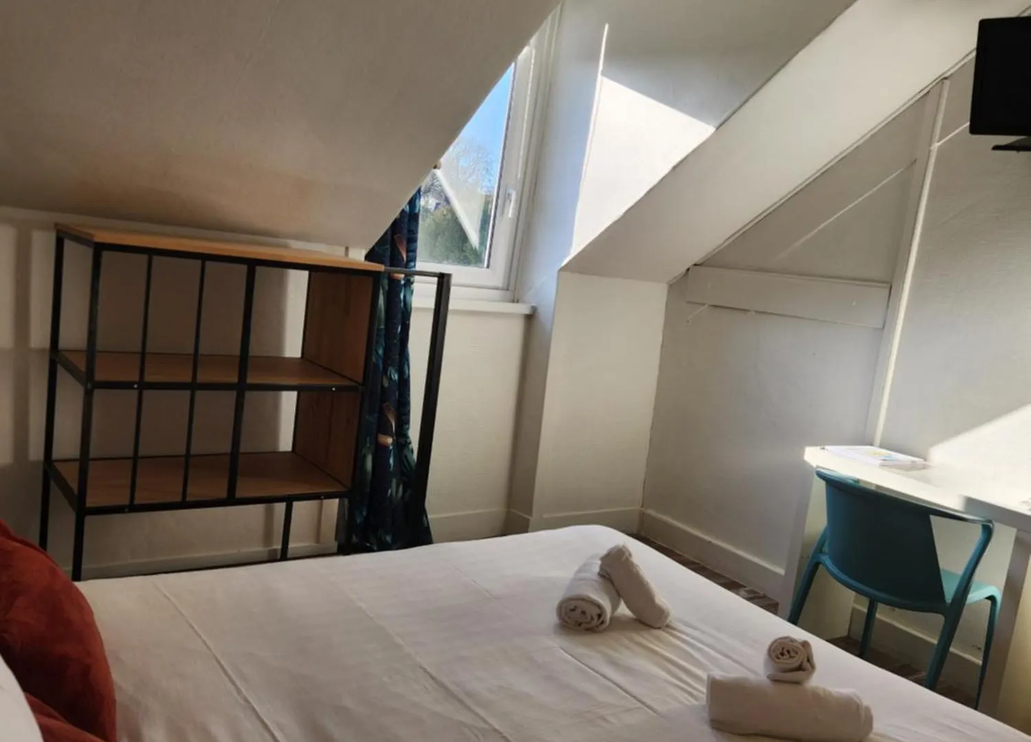 Hotel Le Petit Montmartre Dinard